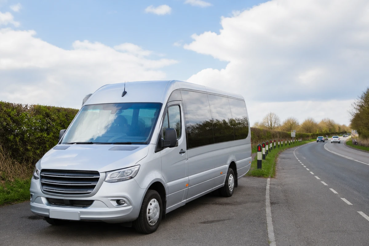 Minibus Hire in Seacroft